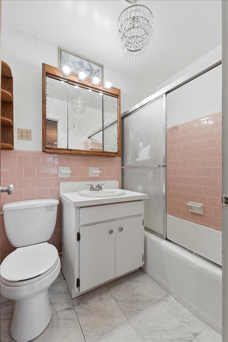 Image 18 of 35 For 1206 Lake Parker Drive