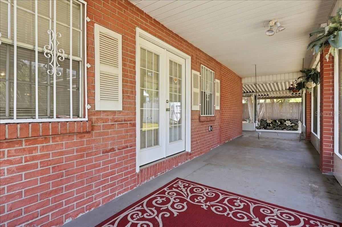 Image 23 of 35 For 1206 Lake Parker Drive