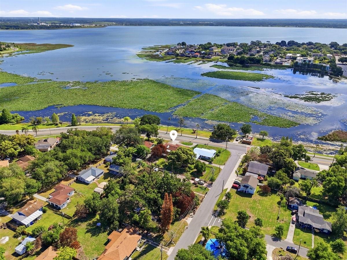 Image 32 of 35 For 1206 Lake Parker Drive