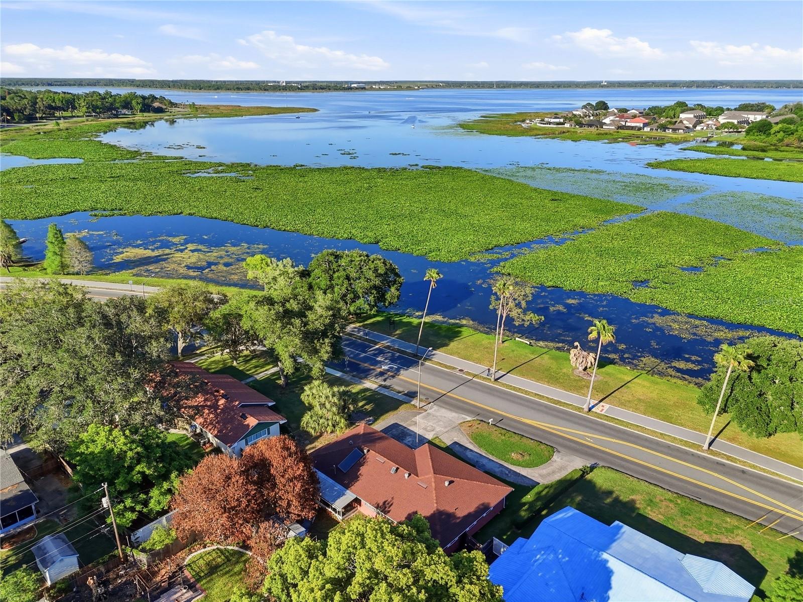 Image 4 of 35 For 1206 Lake Parker Drive