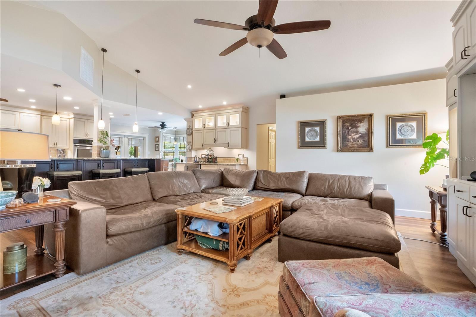 Image 24 of 63 For 708 Hunters Run Boulevard