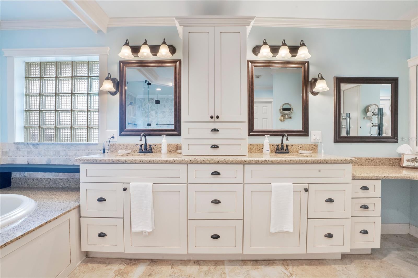 Image 31 of 63 For 708 Hunters Run Boulevard