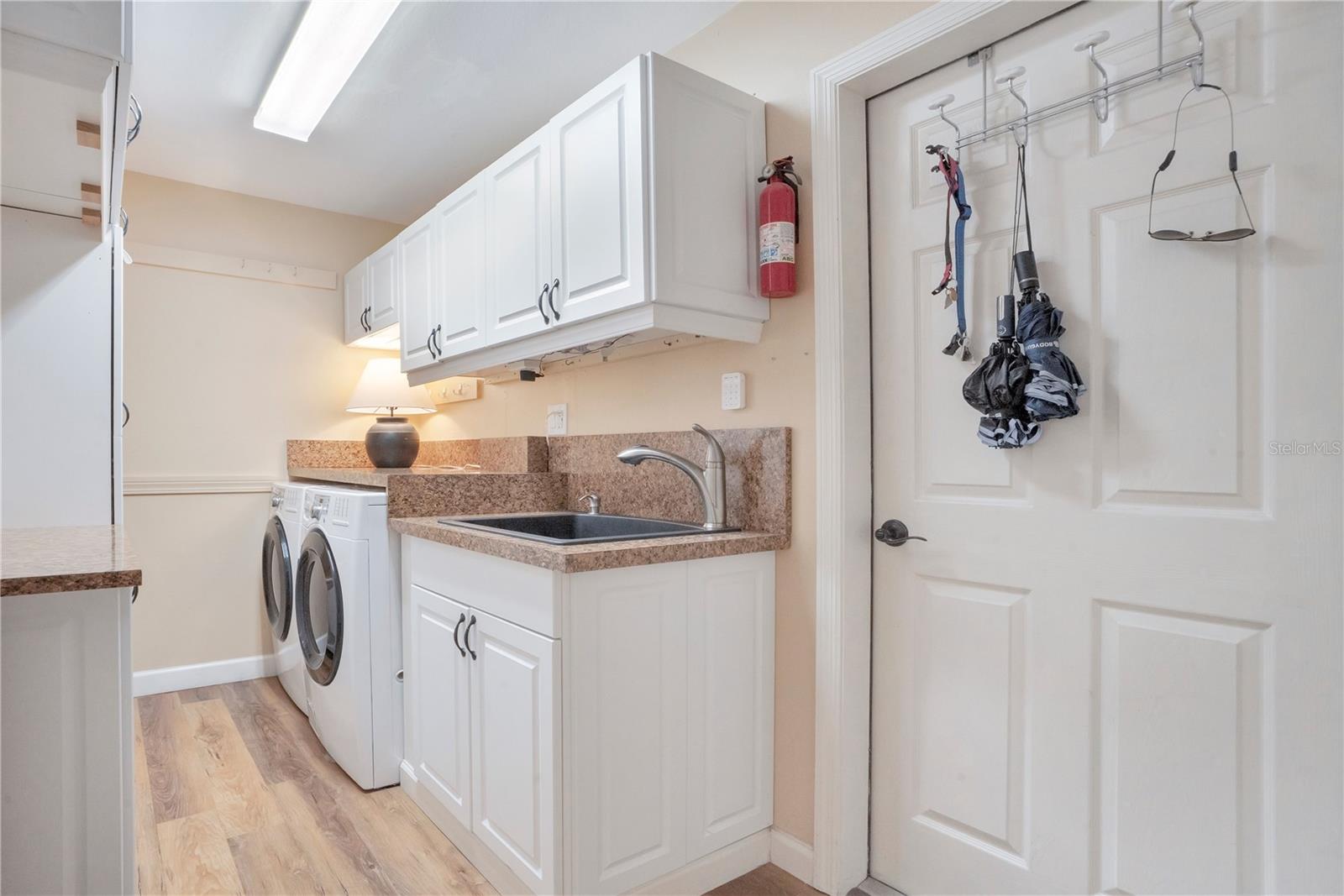 Image 42 of 63 For 708 Hunters Run Boulevard