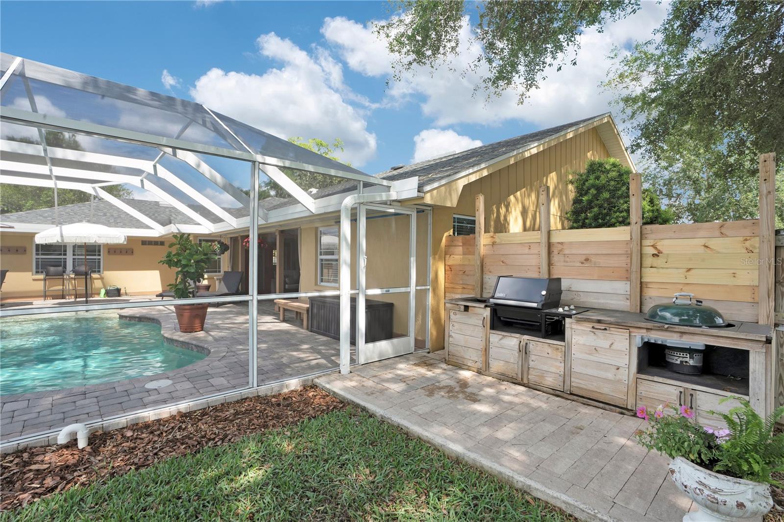 Image 49 of 63 For 708 Hunters Run Boulevard