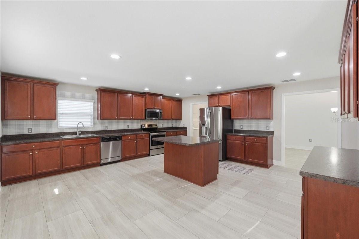 Image 12 of 48 For 1620 Doves View Circle