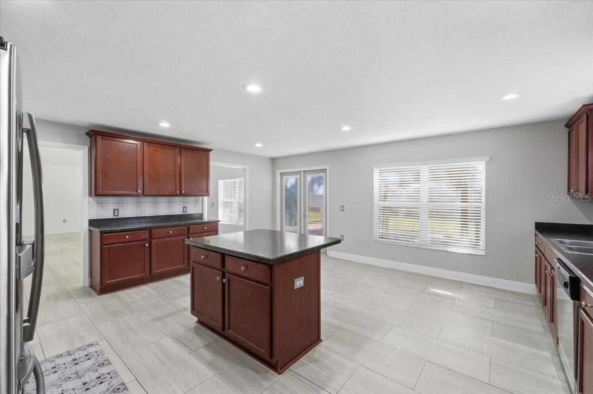 Image 14 of 48 For 1620 Doves View Circle