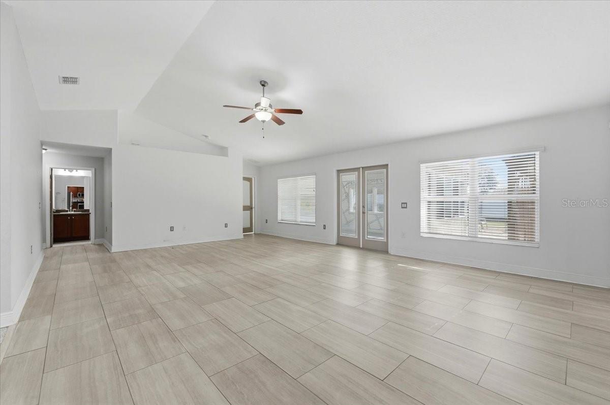 Image 9 of 48 For 1620 Doves View Circle