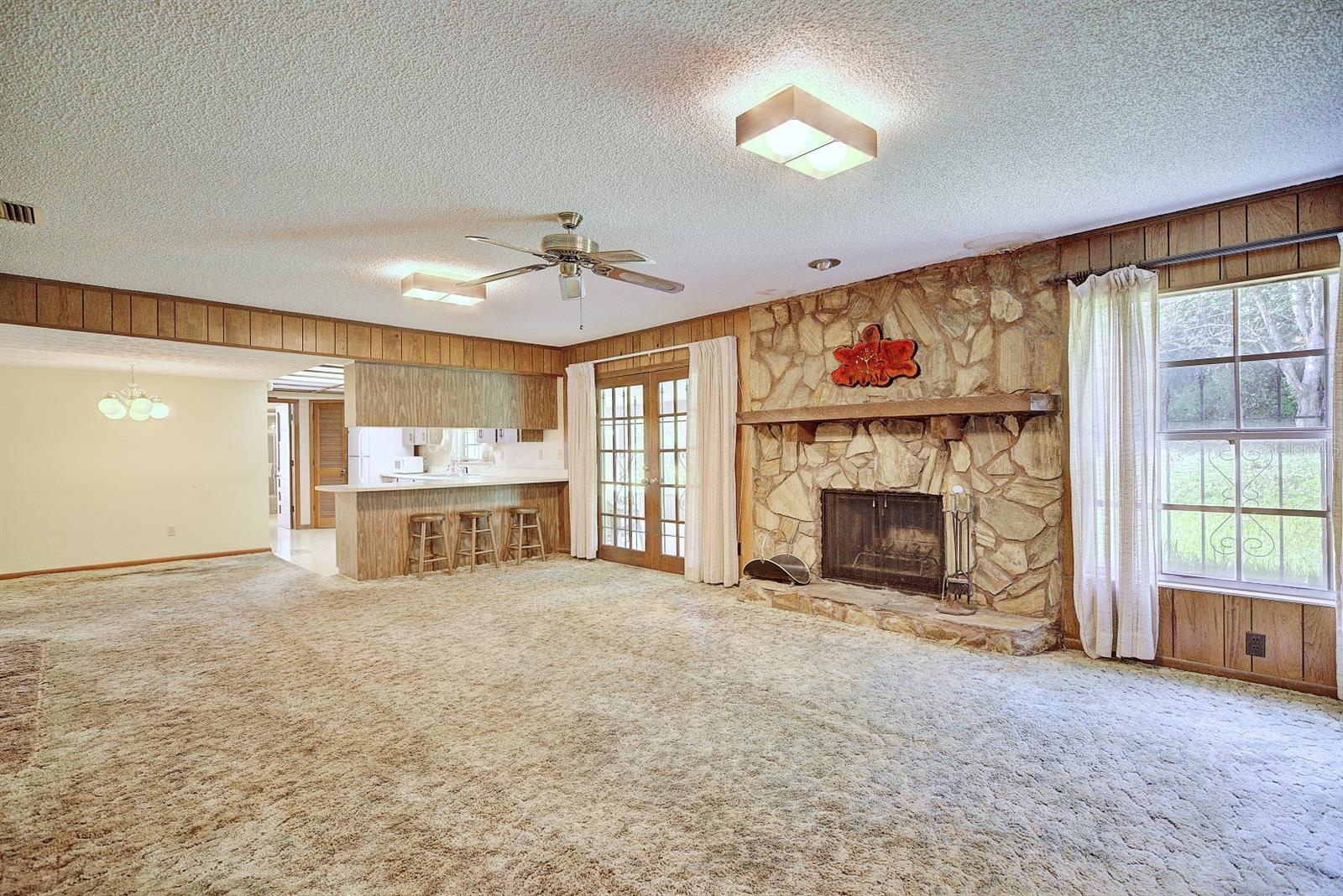 Image 18 of 47 For 1845 Hallam Drive