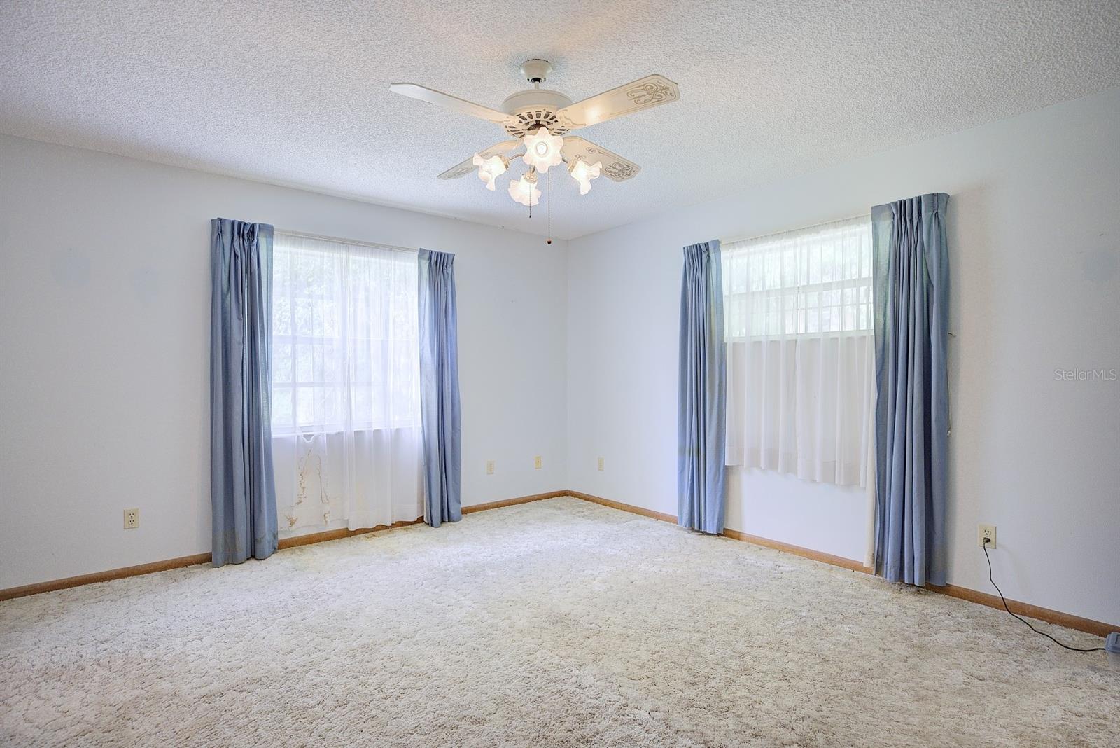 Image 23 of 47 For 1845 Hallam Drive