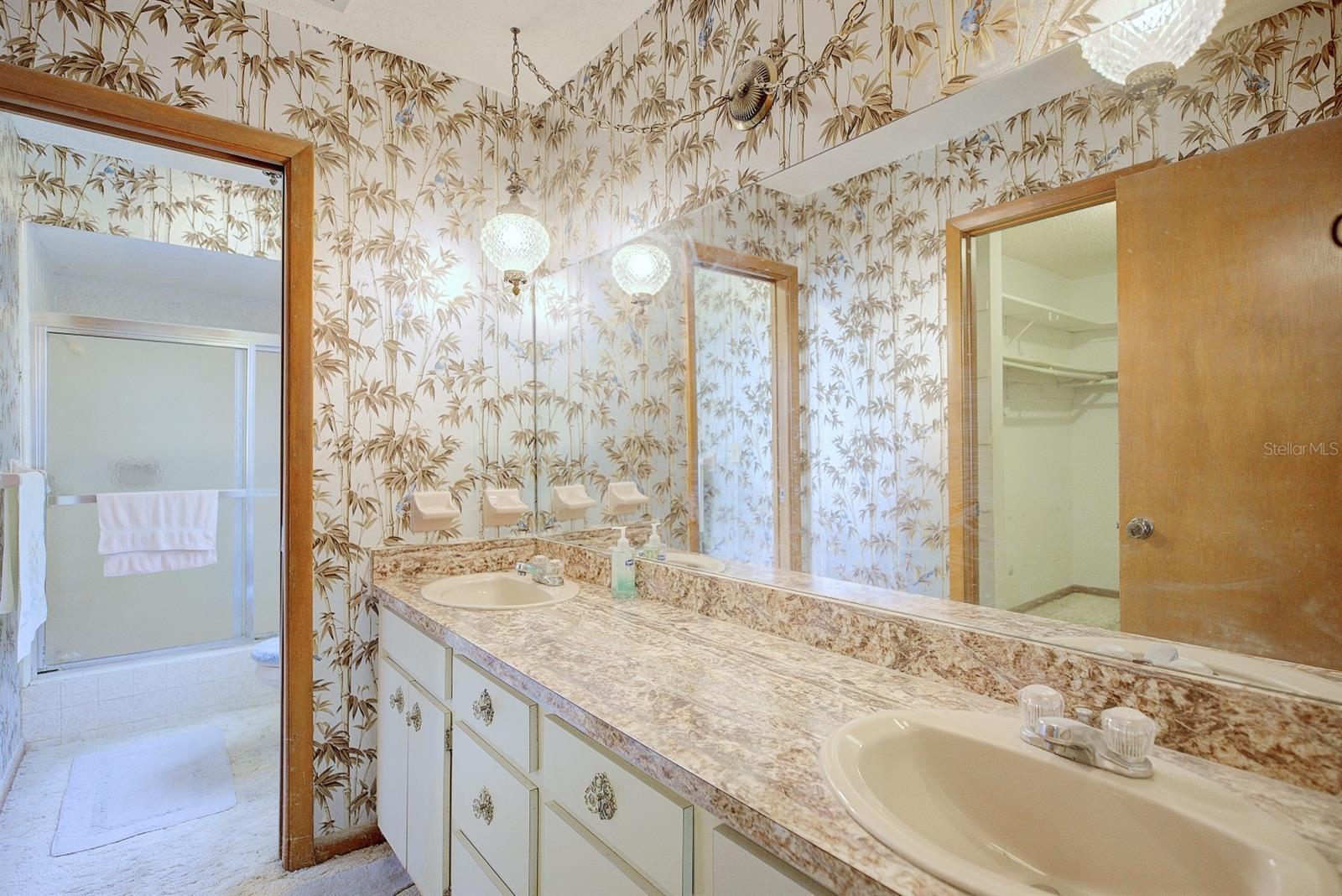 Image 26 of 47 For 1845 Hallam Drive