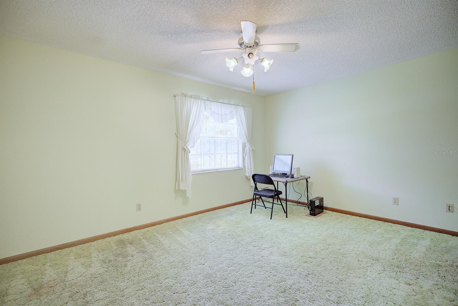 Image 29 of 47 For 1845 Hallam Drive