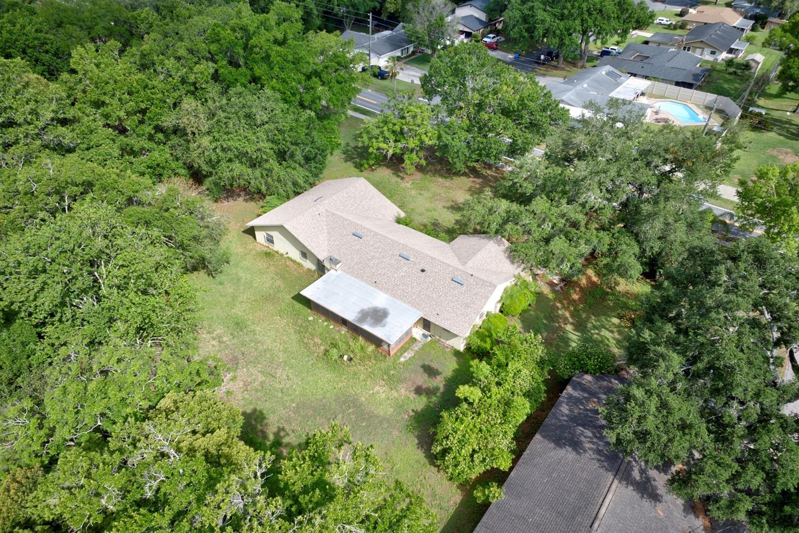 Image 6 of 47 For 1845 Hallam Drive