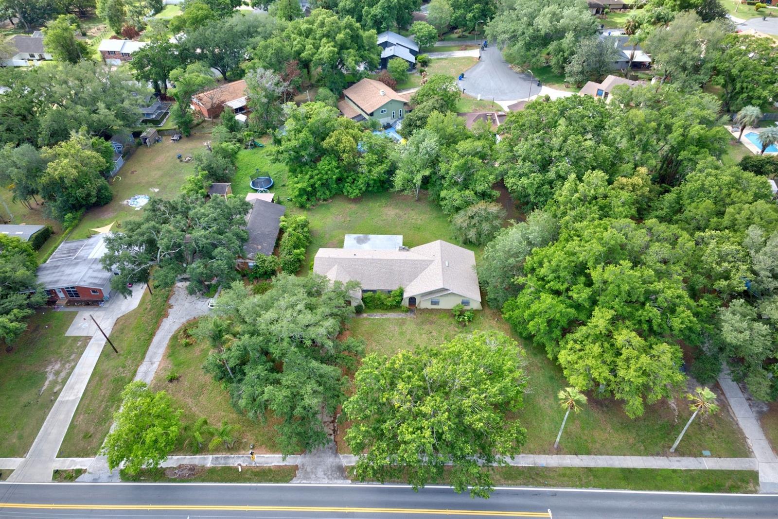 Image 8 of 47 For 1845 Hallam Drive