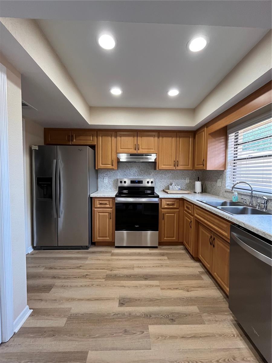 Image 10 of 47 For 1052 Medinah Drive