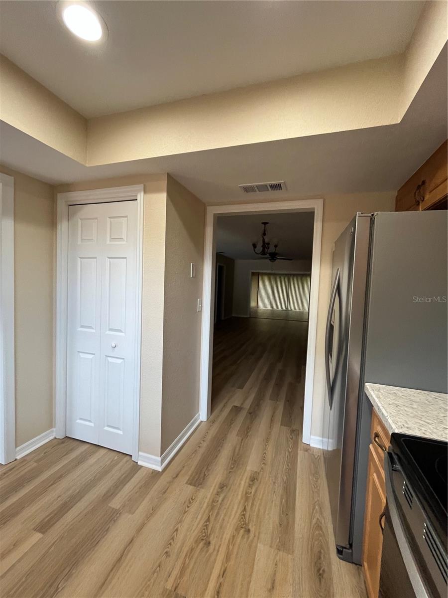 Image 13 of 47 For 1052 Medinah Drive