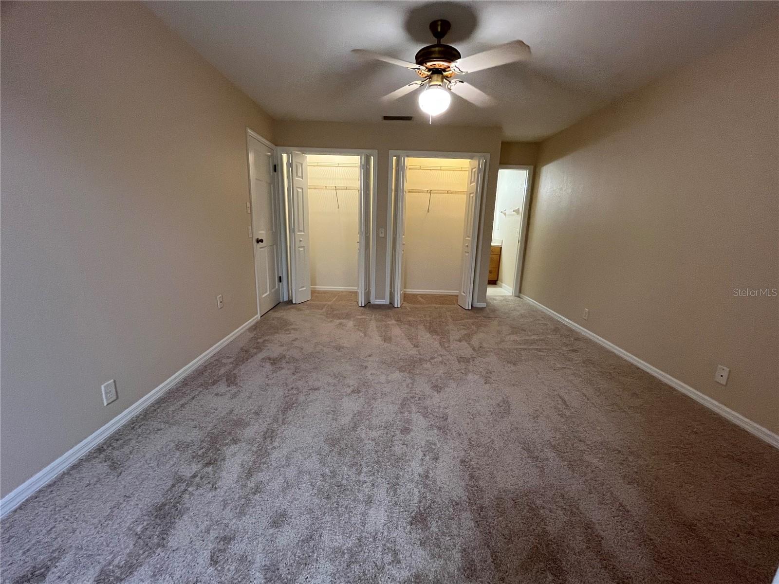 Image 14 of 47 For 1052 Medinah Drive