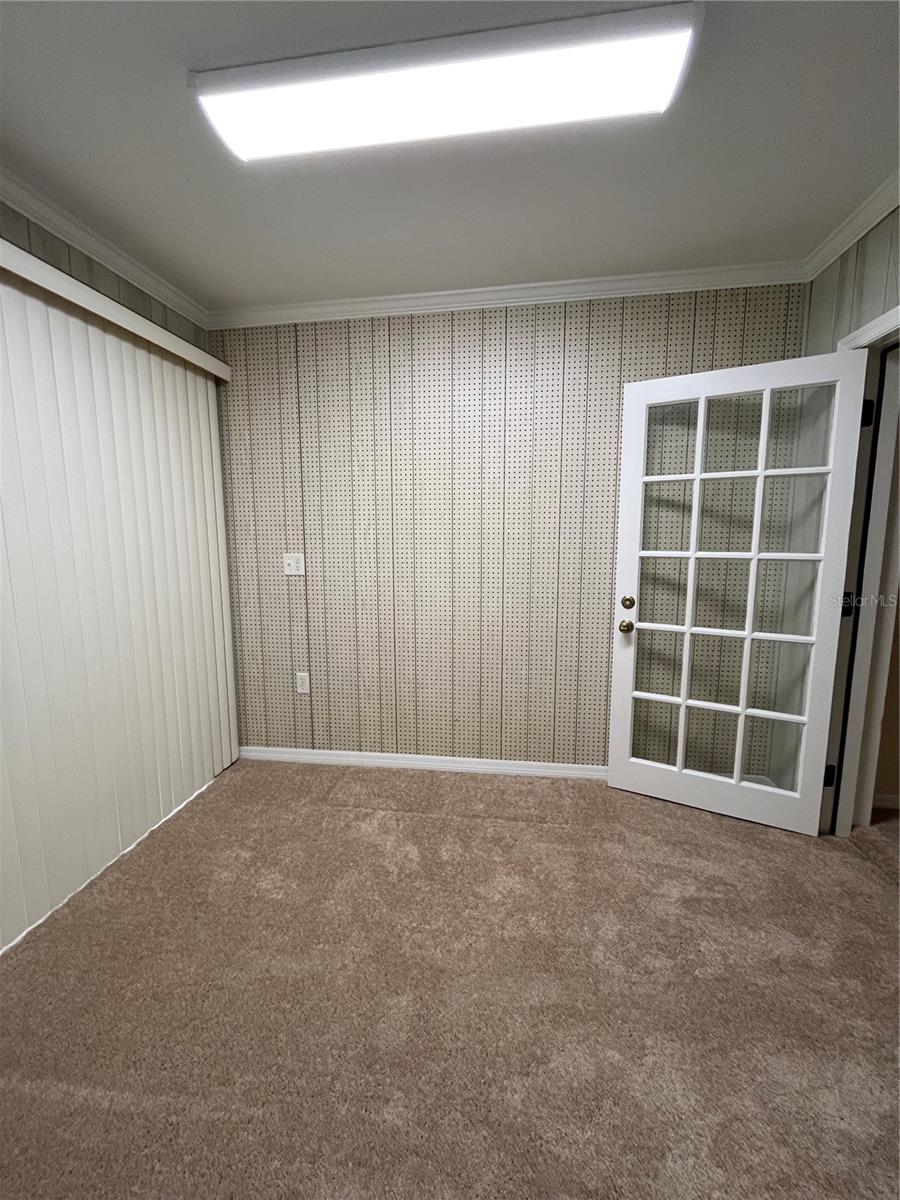 Image 16 of 47 For 1052 Medinah Drive