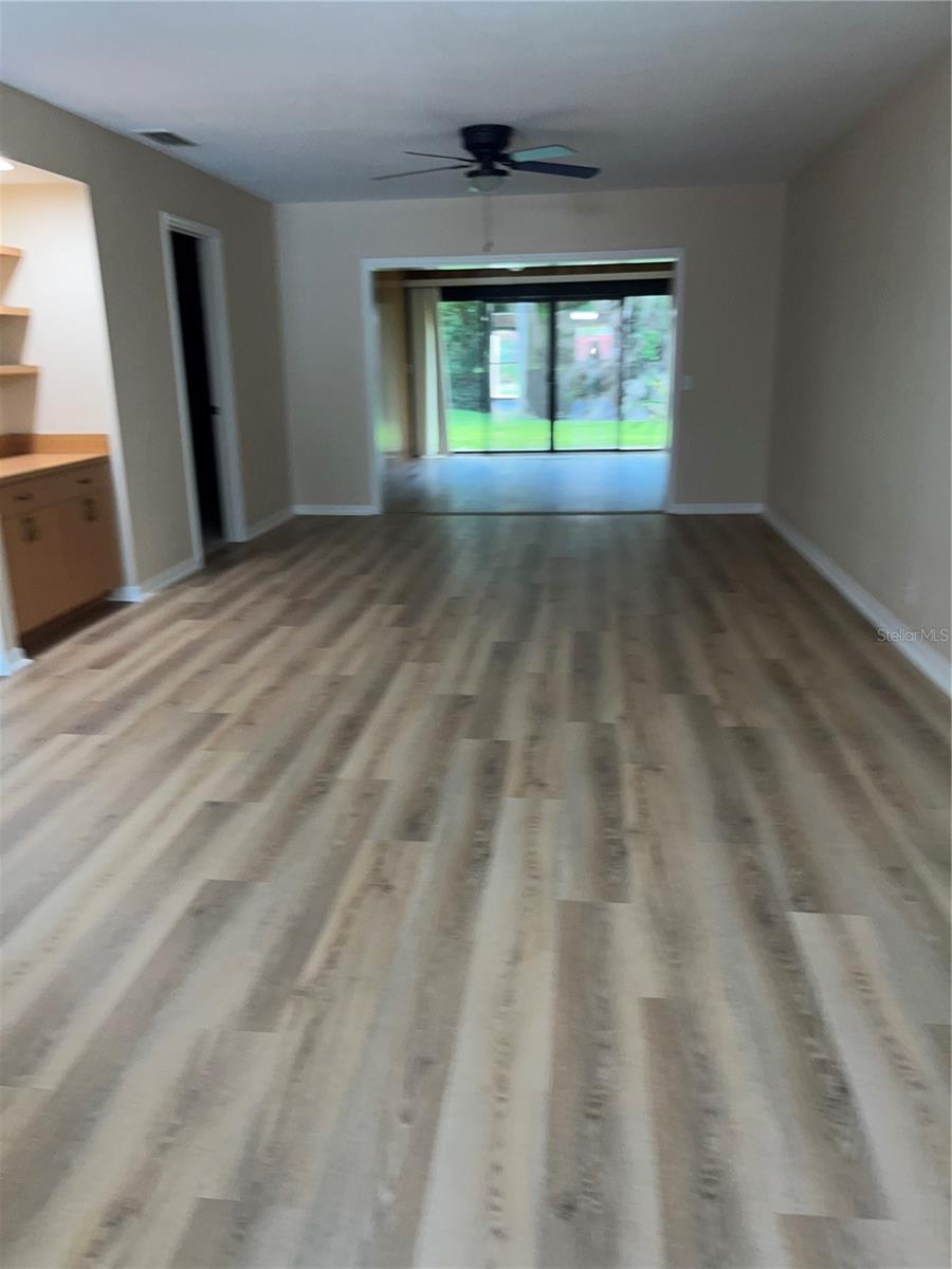 Image 28 of 47 For 1052 Medinah Drive