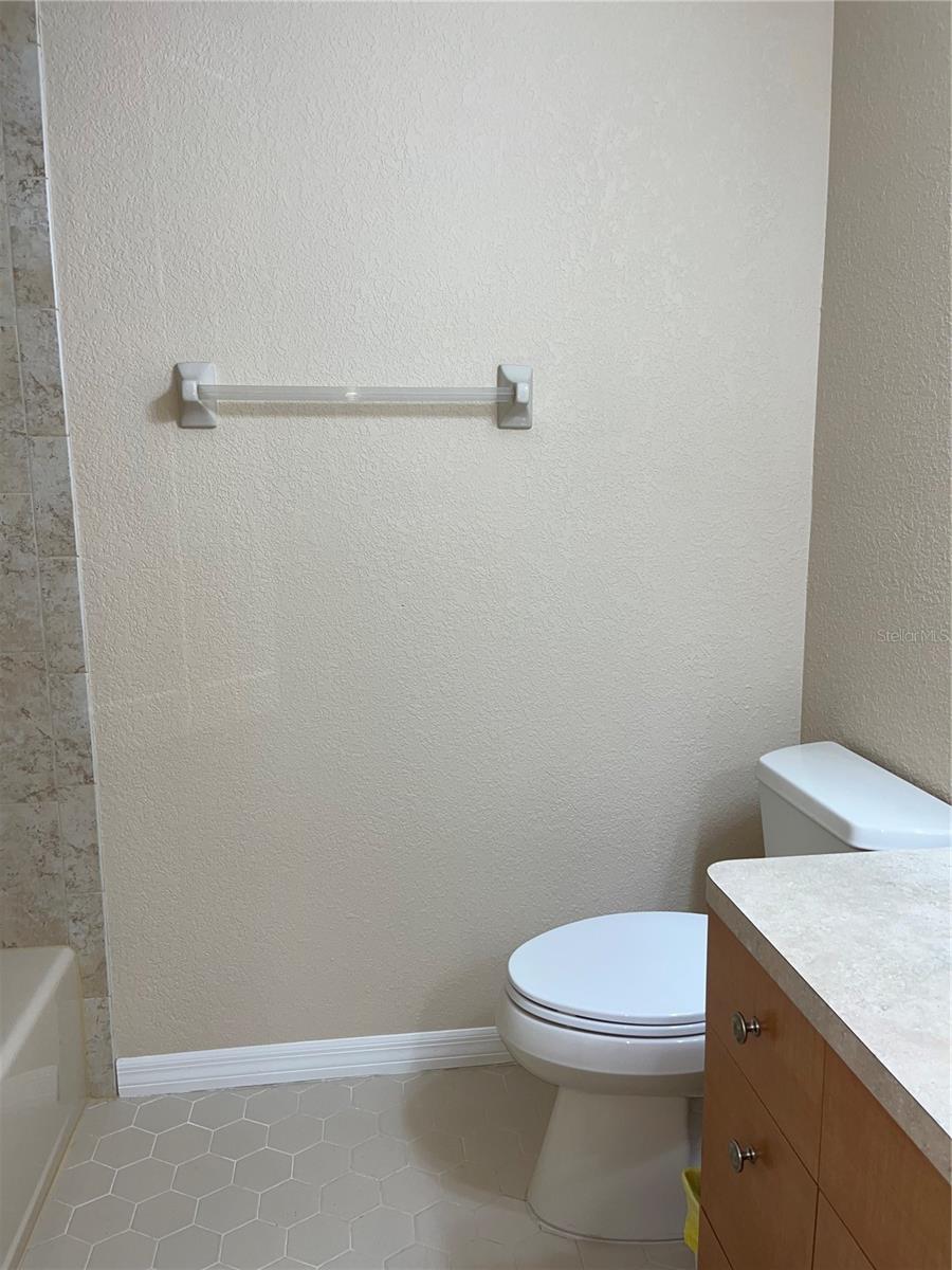 Image 30 of 47 For 1052 Medinah Drive