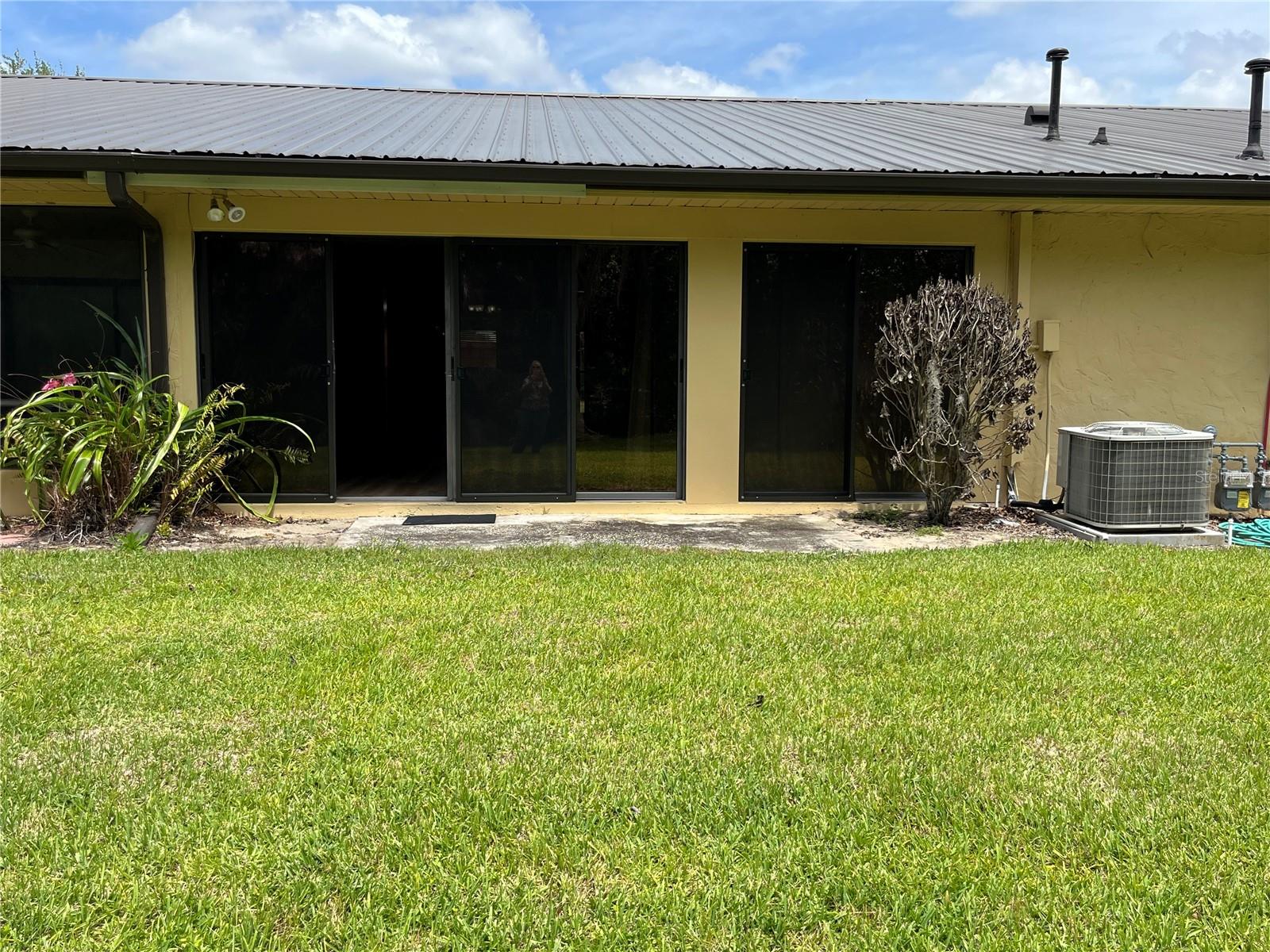 Image 42 of 47 For 1052 Medinah Drive