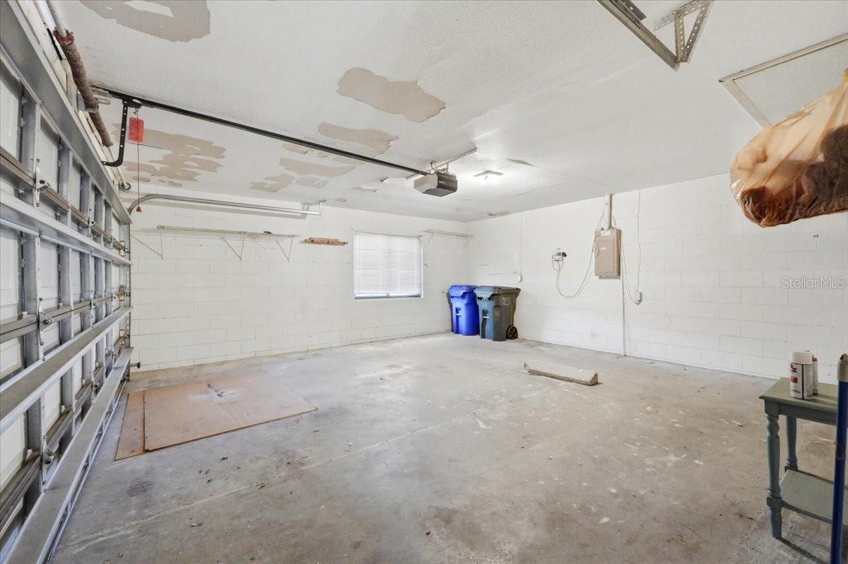 Image 26 of 33 For 842 Rockingham Road