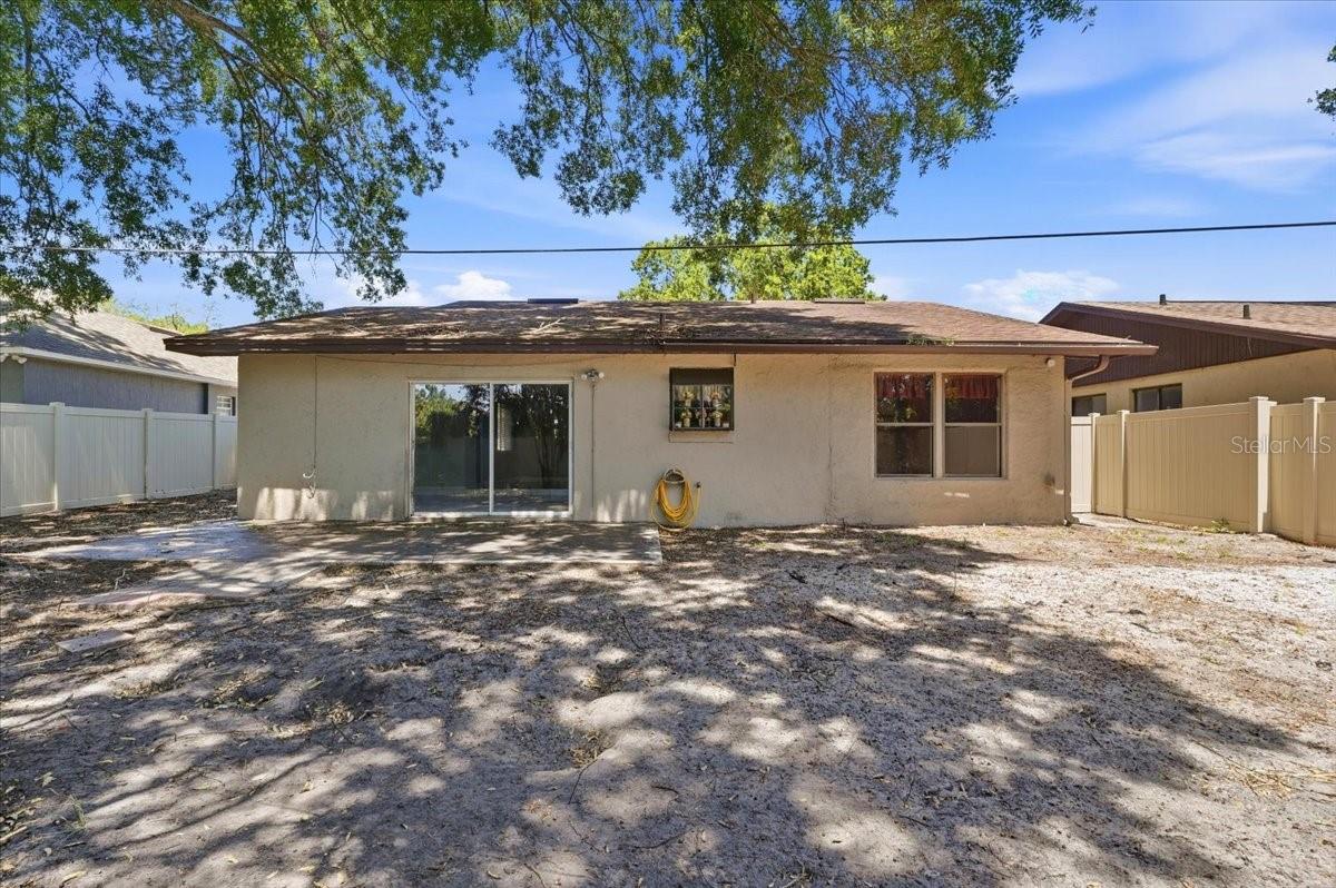 Image 29 of 33 For 842 Rockingham Road