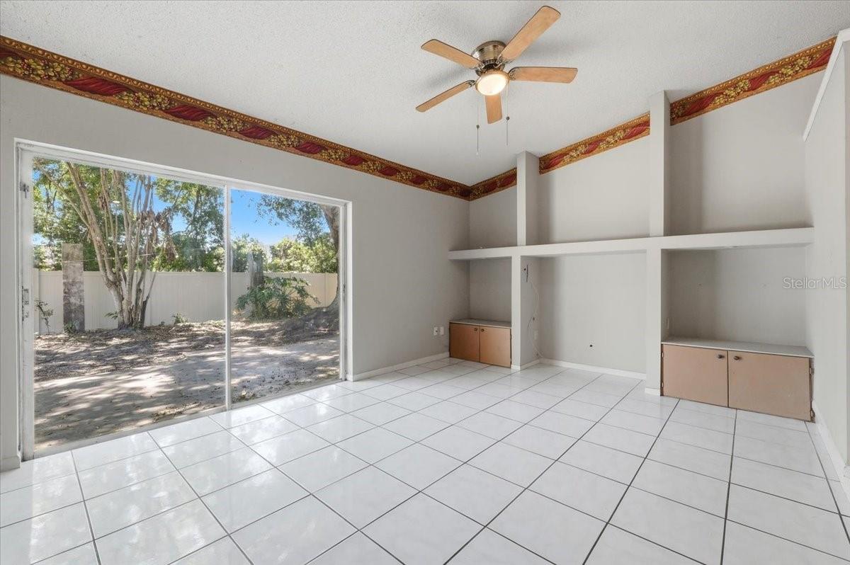 Image 8 of 33 For 842 Rockingham Road