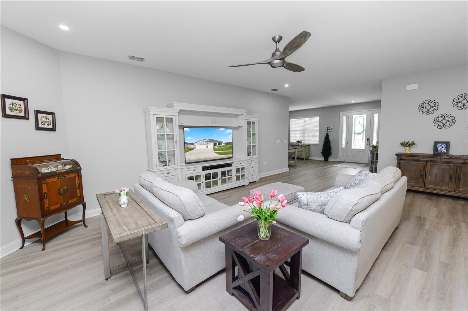 Image 10 of 62 For 6679 Treymont Drive