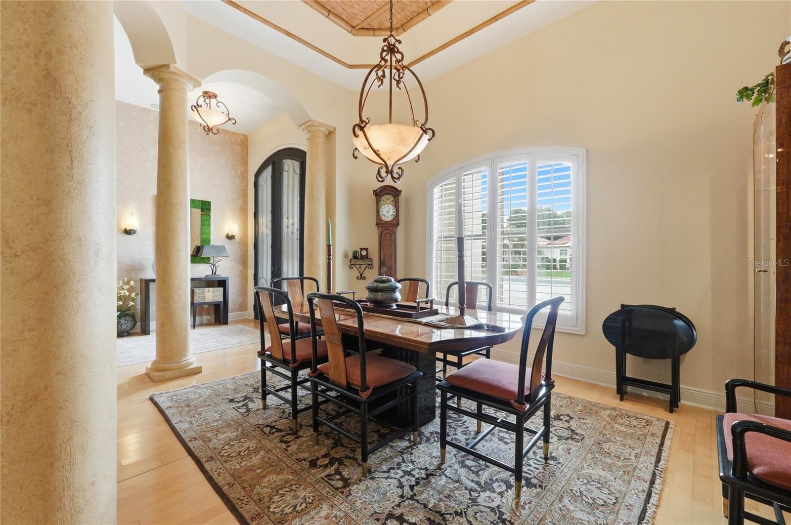 Image 12 of 72 For 523 Greenway Drive