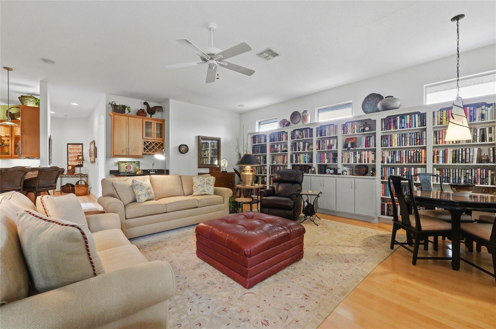 Image 15 of 72 For 523 Greenway Drive