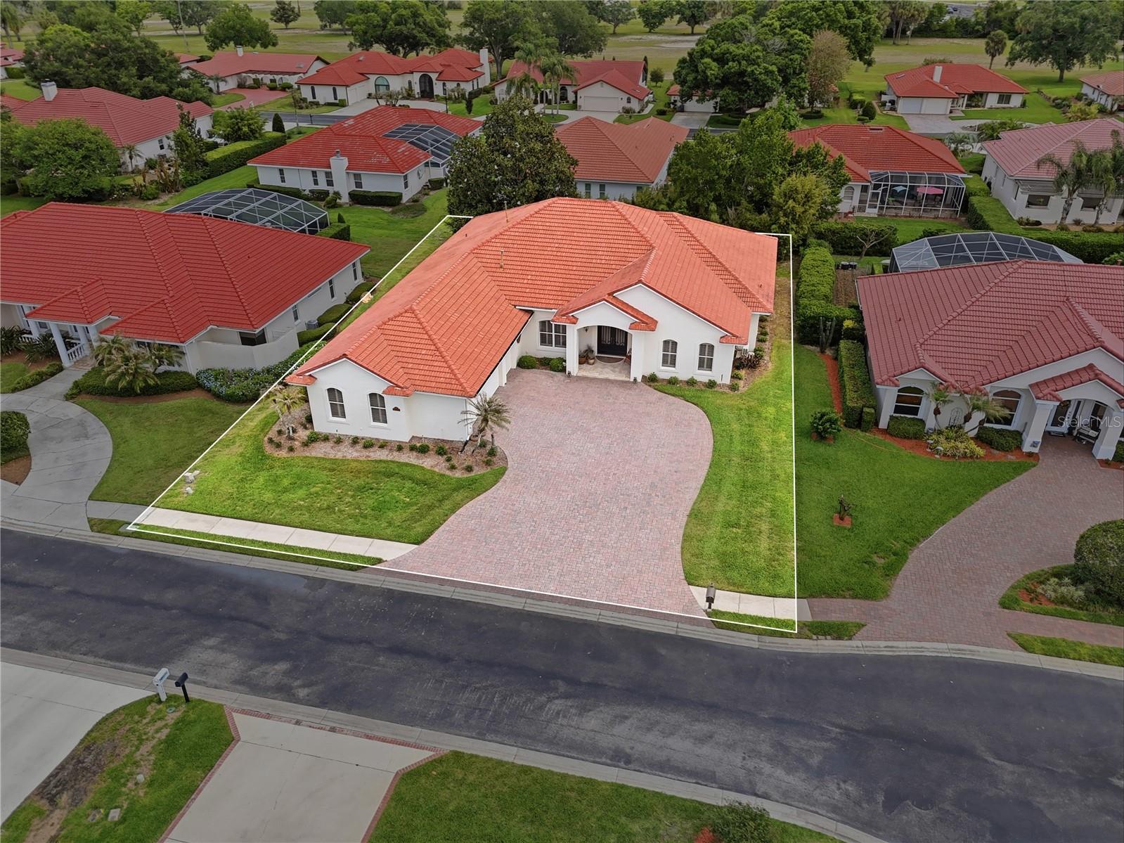 Image 2 of 72 For 523 Greenway Drive