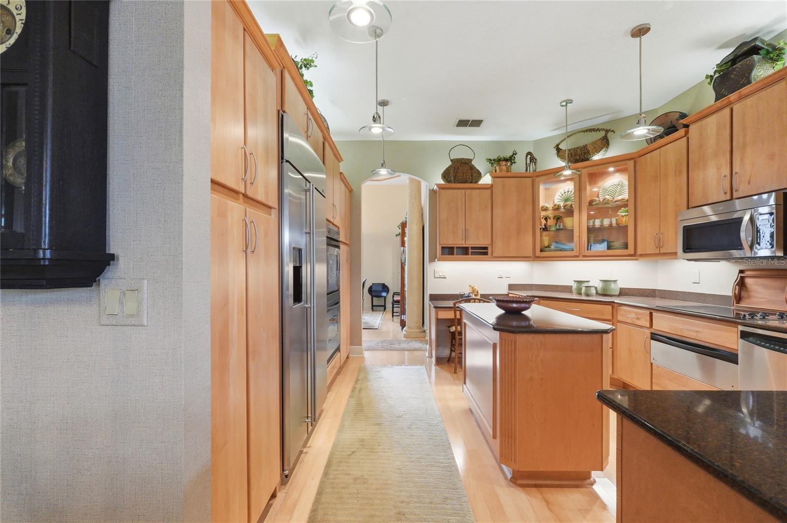 Image 24 of 72 For 523 Greenway Drive