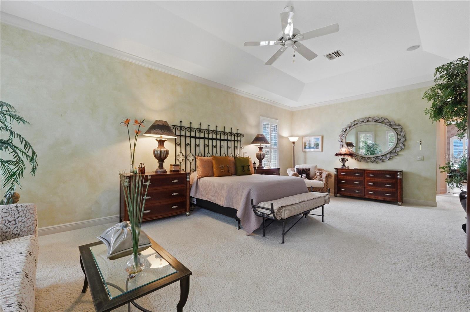 Image 29 of 72 For 523 Greenway Drive