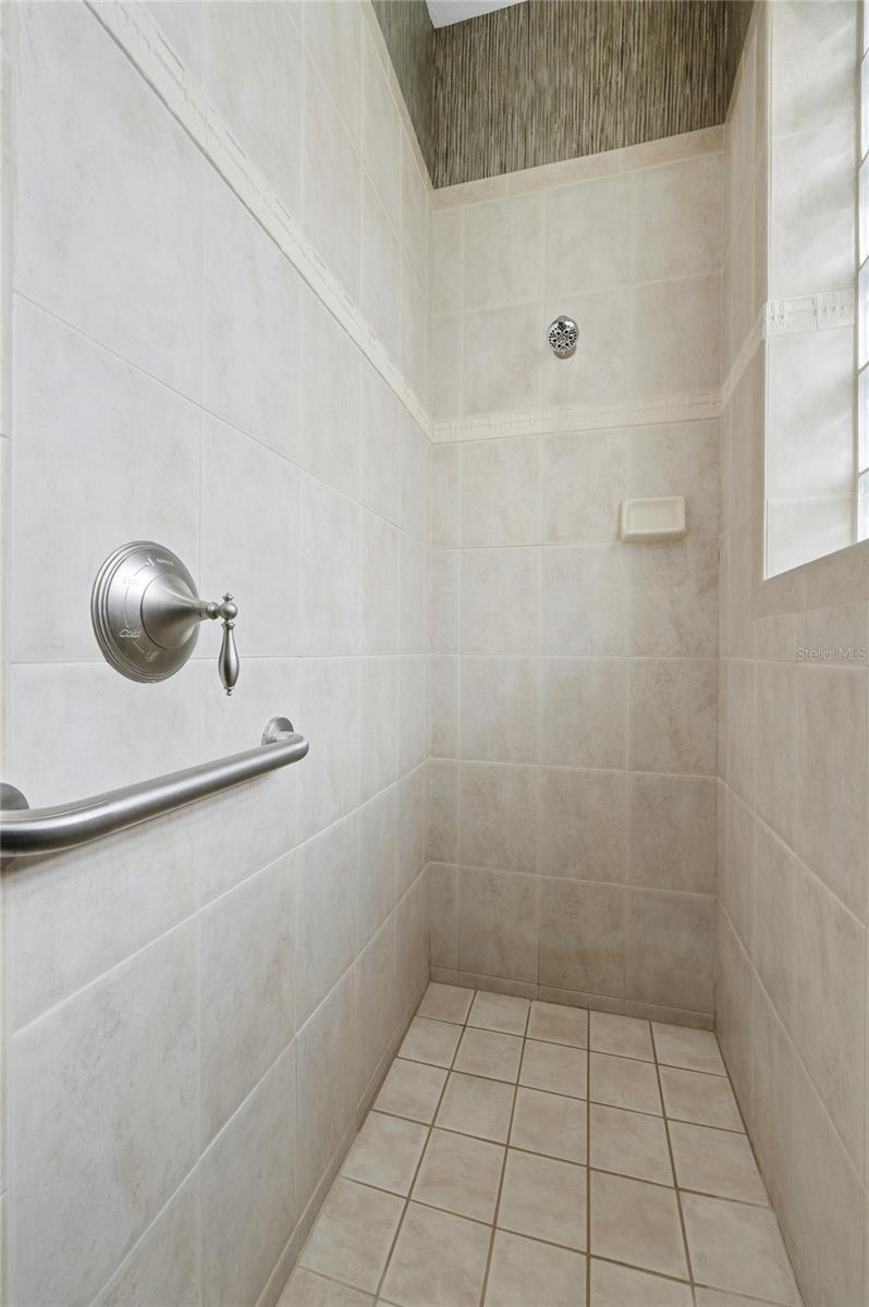 Image 34 of 72 For 523 Greenway Drive