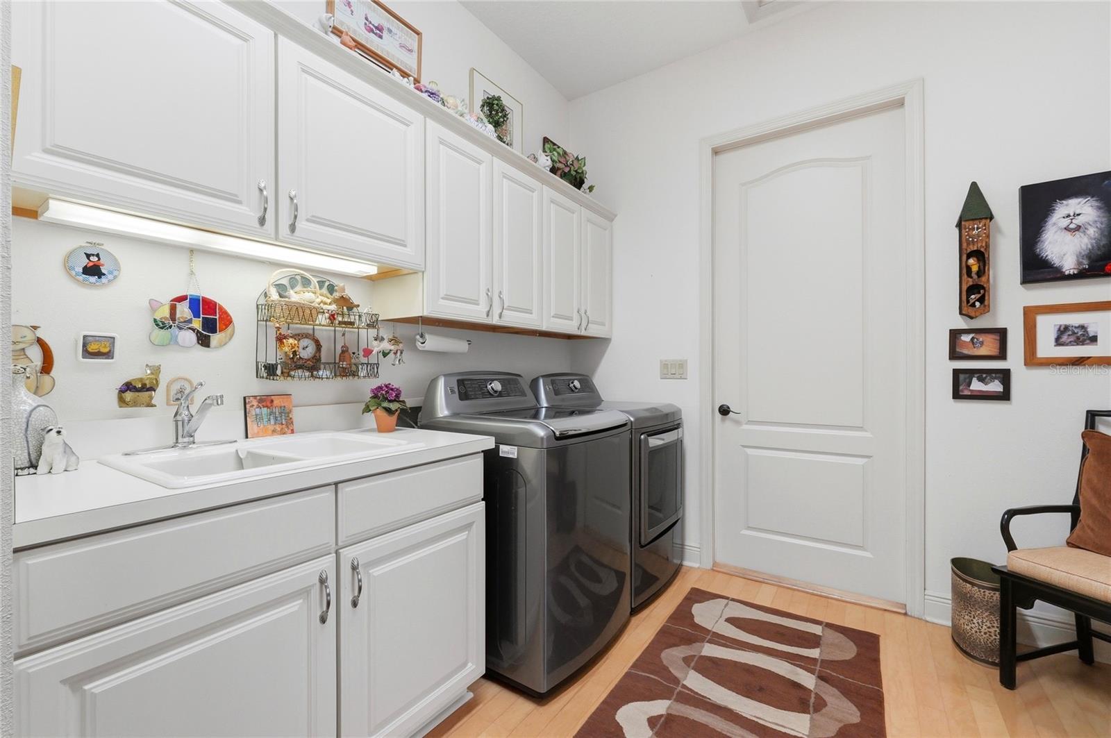 Image 47 of 72 For 523 Greenway Drive