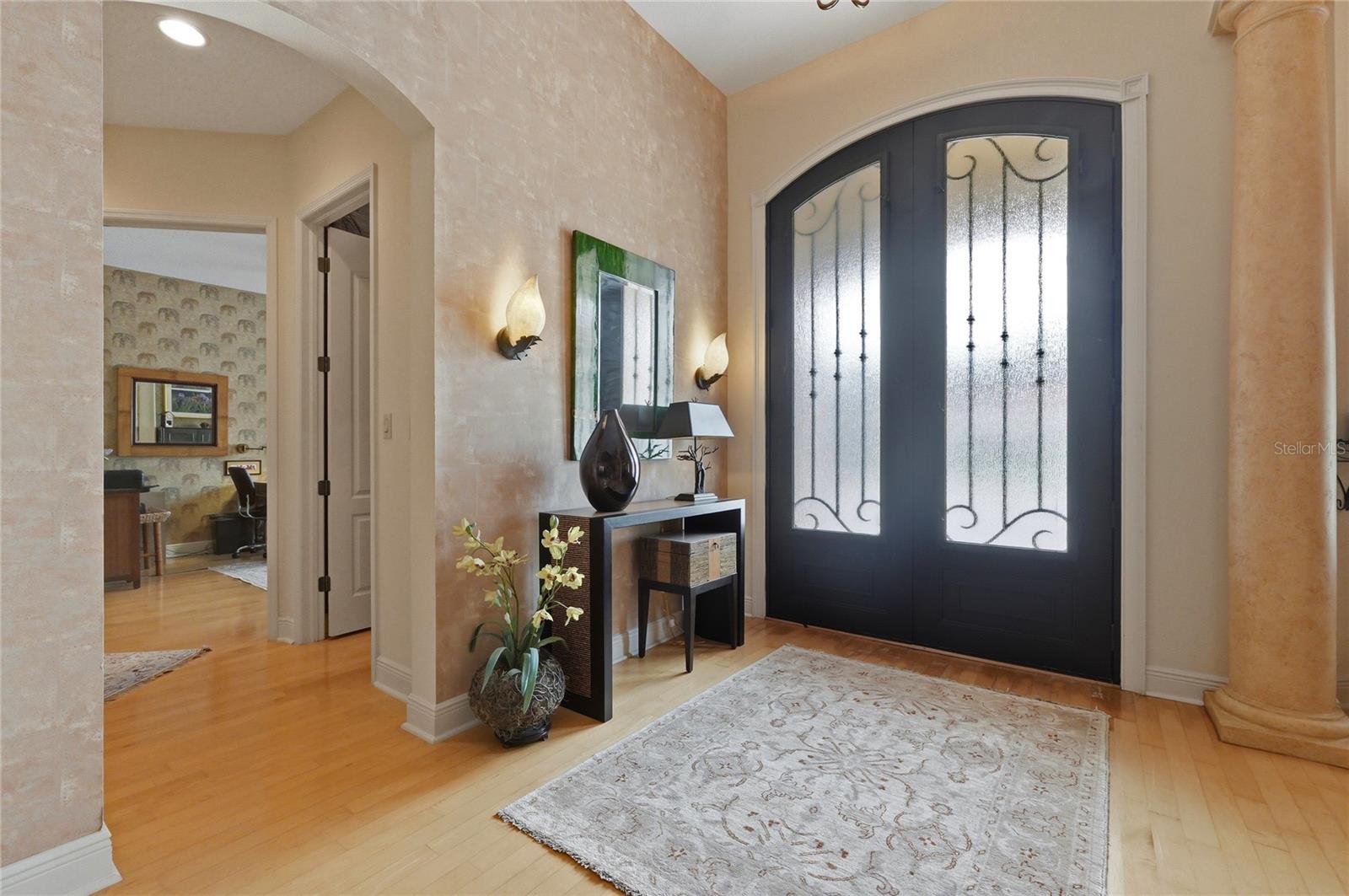 Image 5 of 72 For 523 Greenway Drive