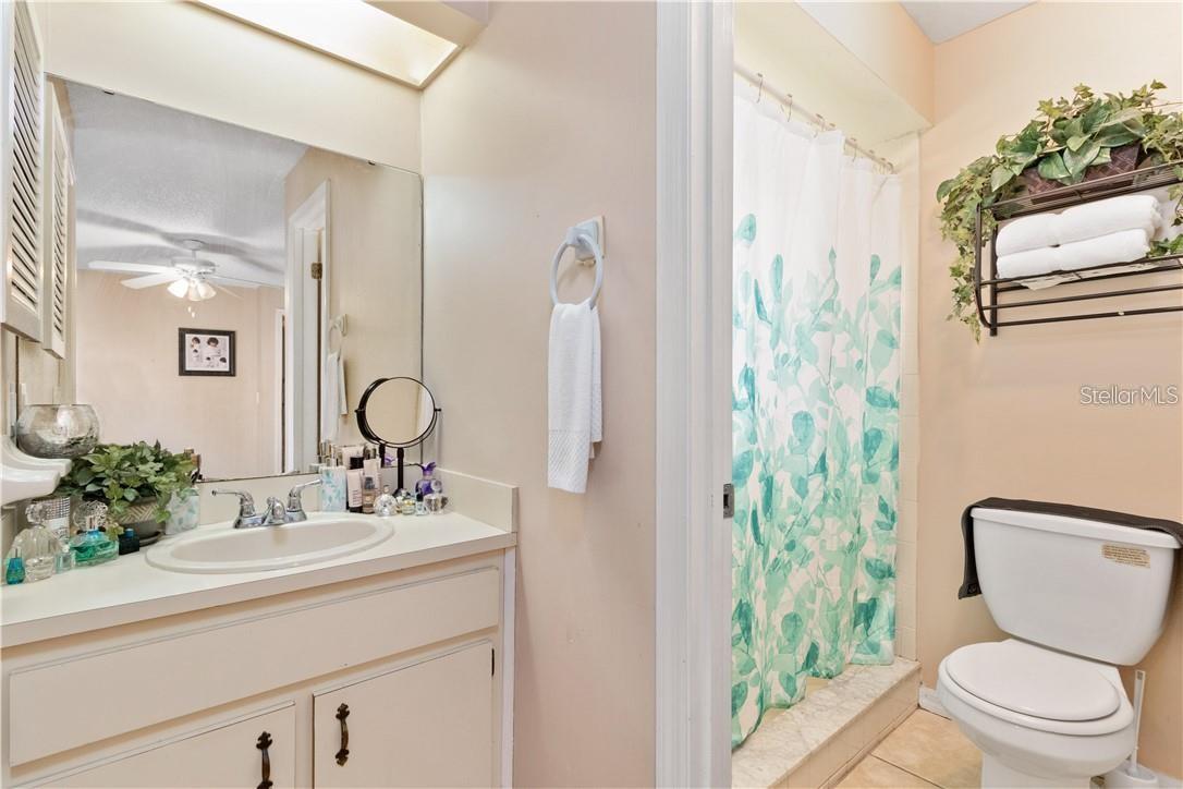 Image 11 of 17 For 709 Mikasuki Drive