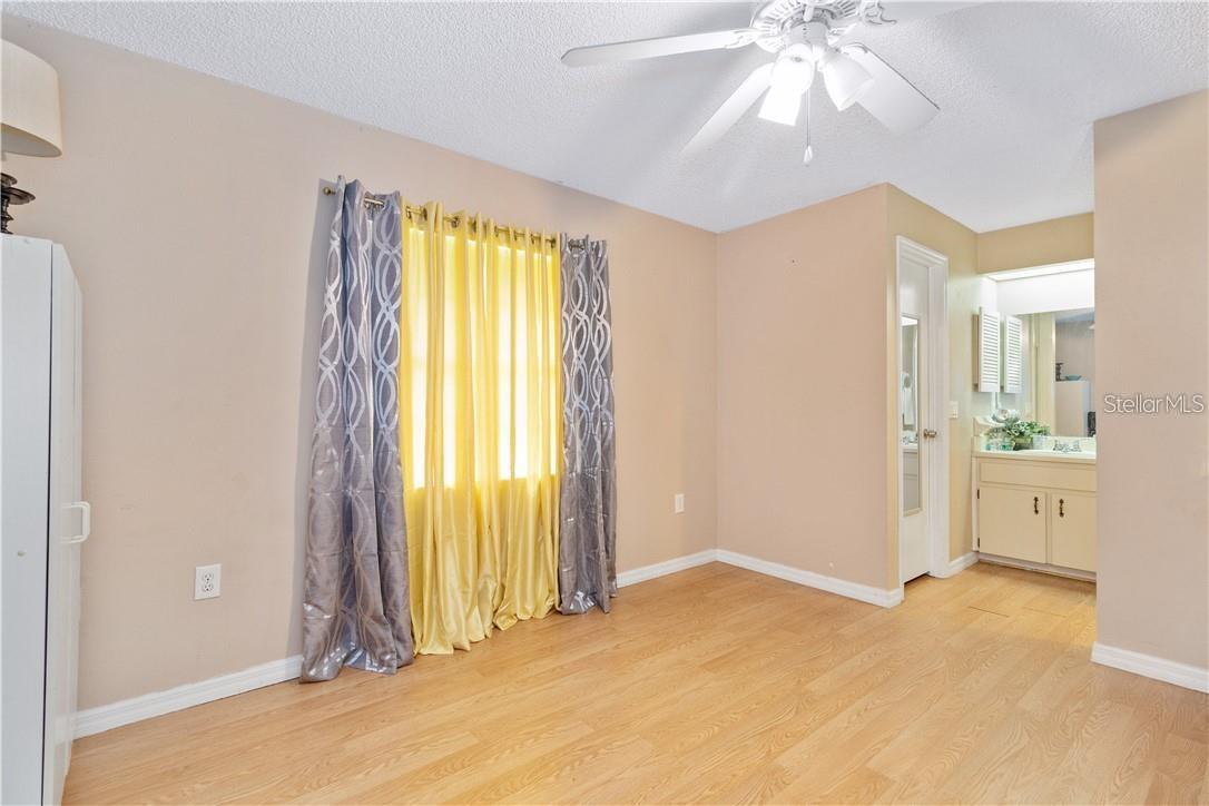 Image 12 of 17 For 709 Mikasuki Drive