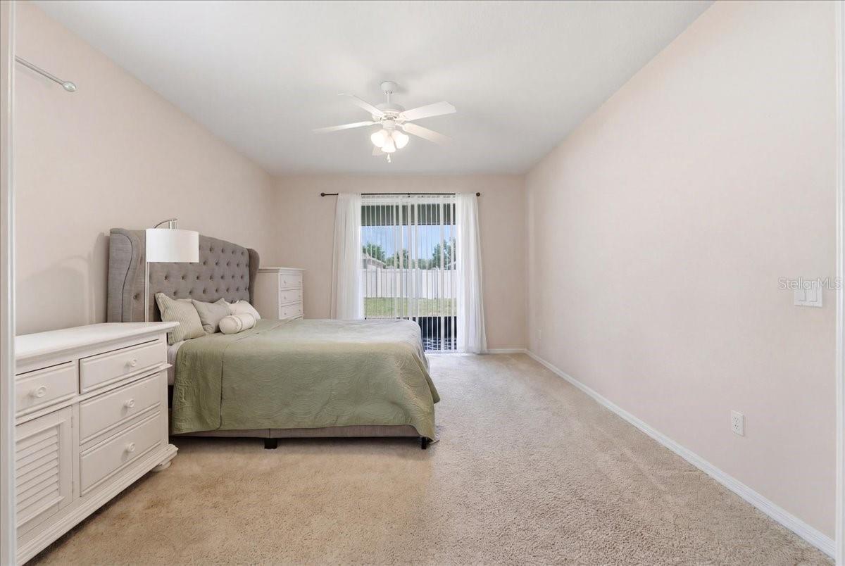 Image 33 of 70 For 445 Amethyst Avenue