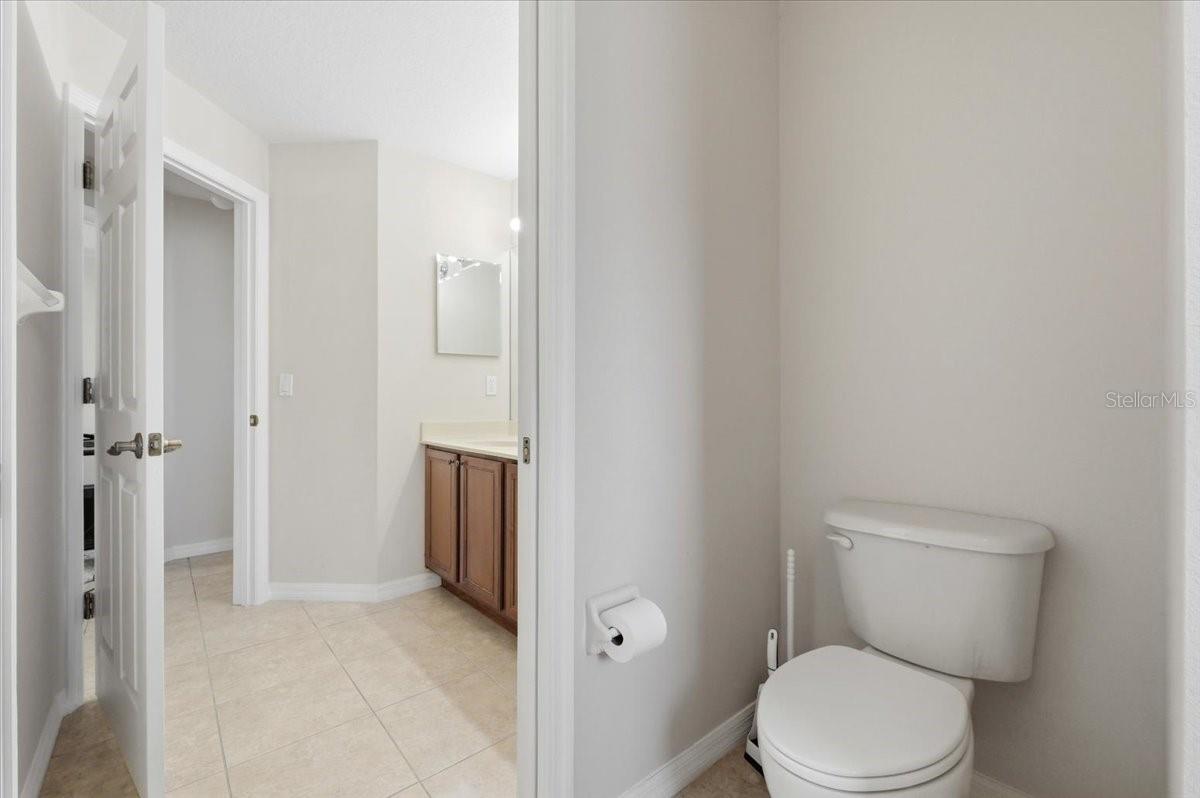 Image 45 of 70 For 445 Amethyst Avenue