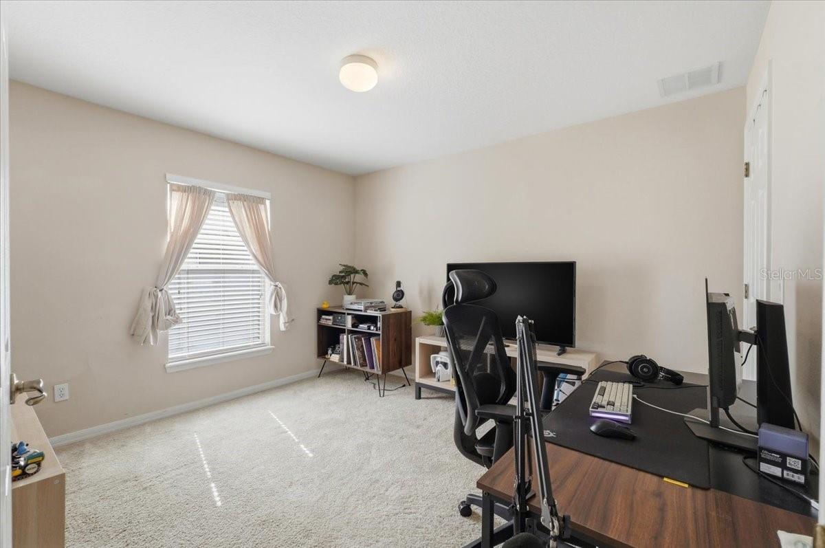 Image 52 of 70 For 445 Amethyst Avenue