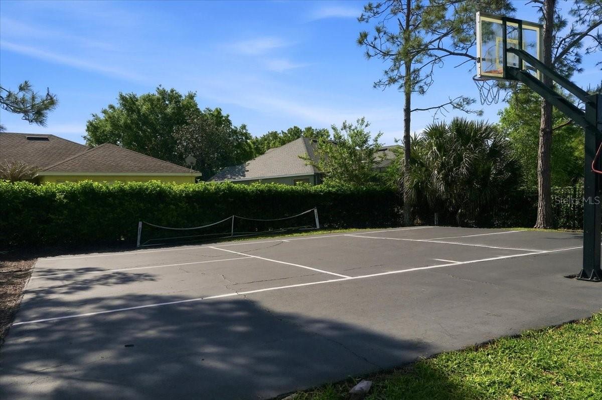 Image 68 of 70 For 445 Amethyst Avenue