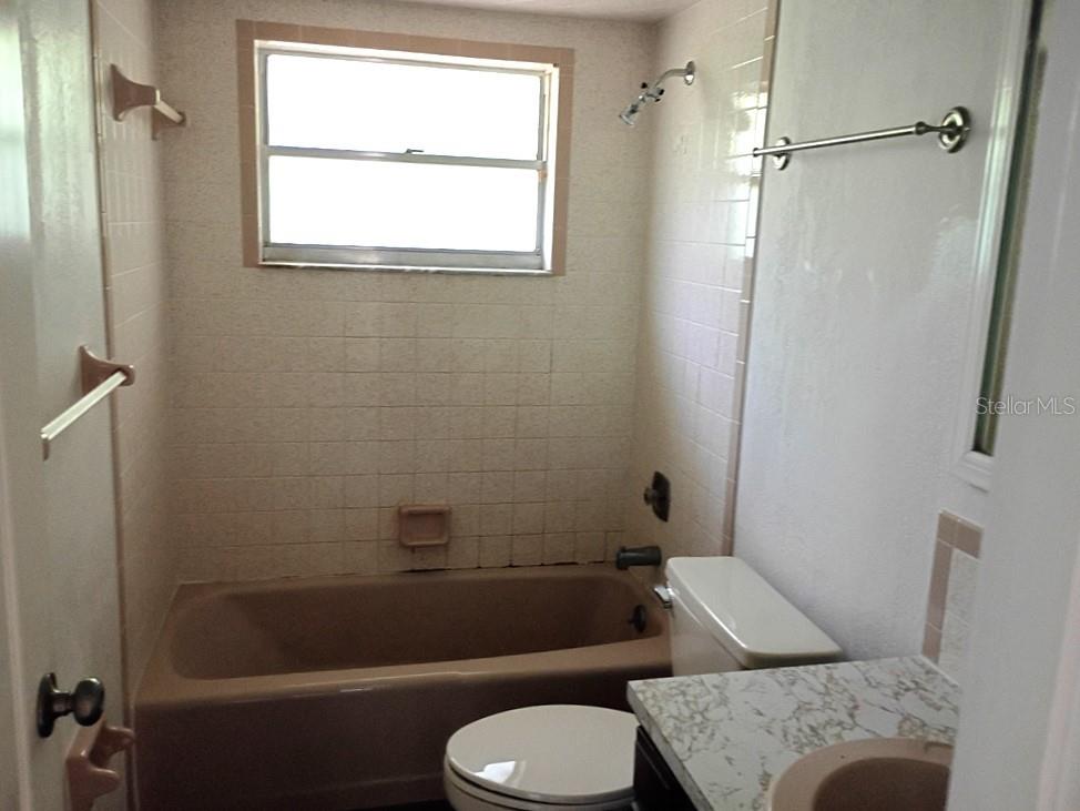 Image 7 of 18 For 1208 Canal Boulevard