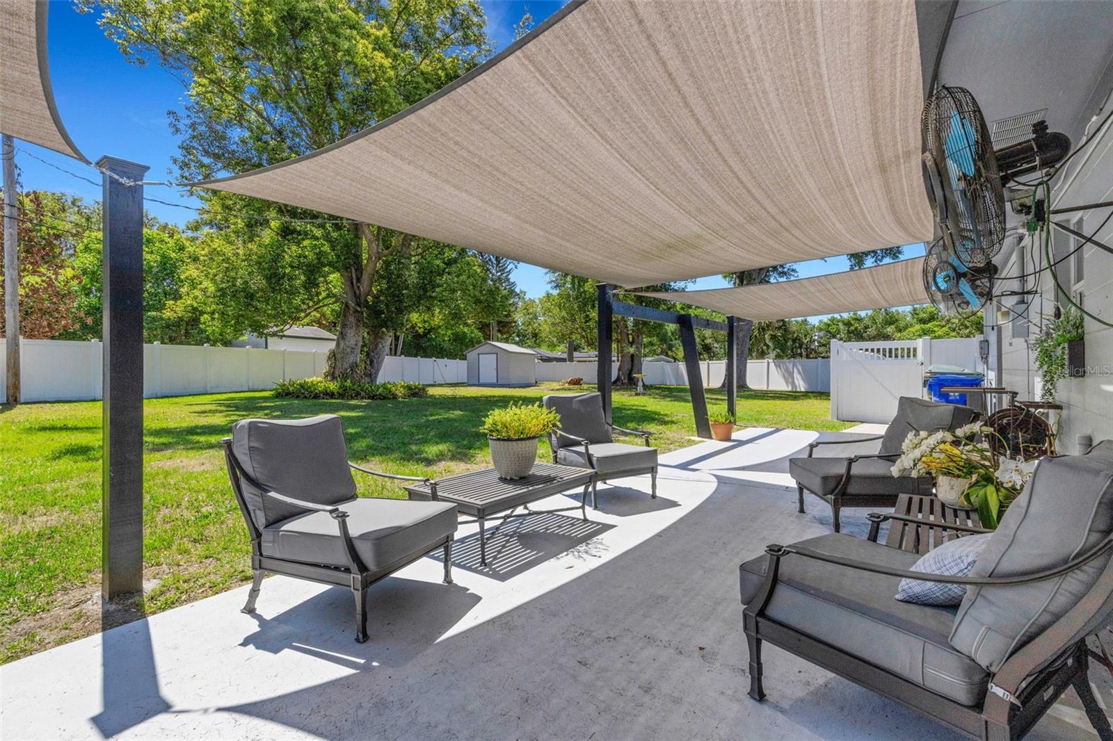 Image 35 of 46 For 1112 Newport Avenue