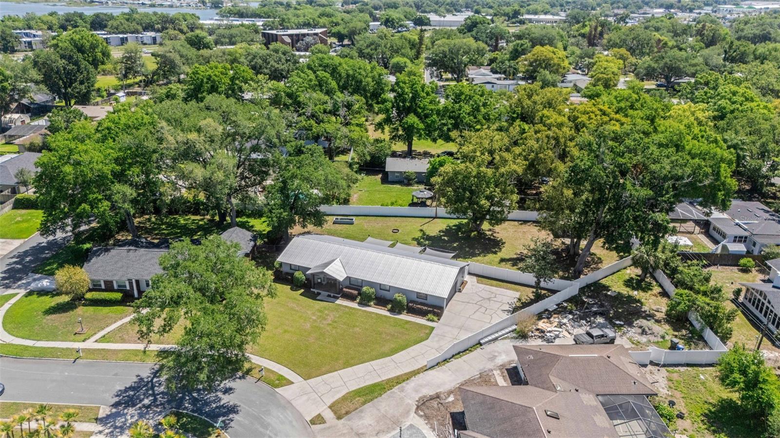 Image 45 of 46 For 1112 Newport Avenue