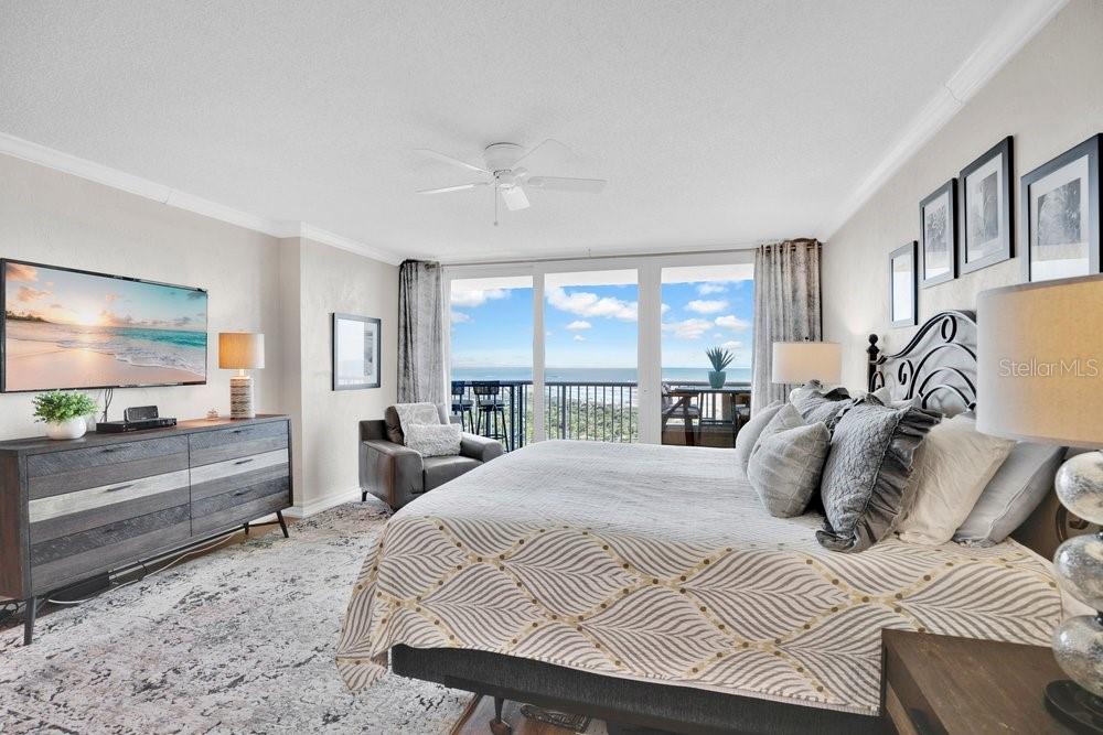 Image 18 of 46 For 257 Minorca Beach Way 1005