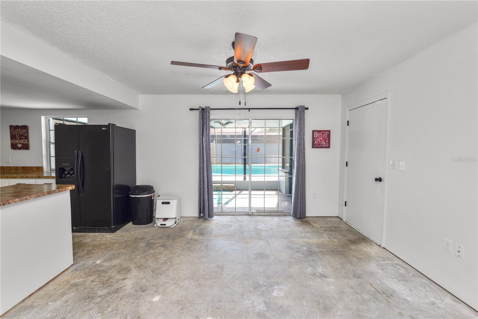 Image 24 of 56 For 8505 Tocoi Path