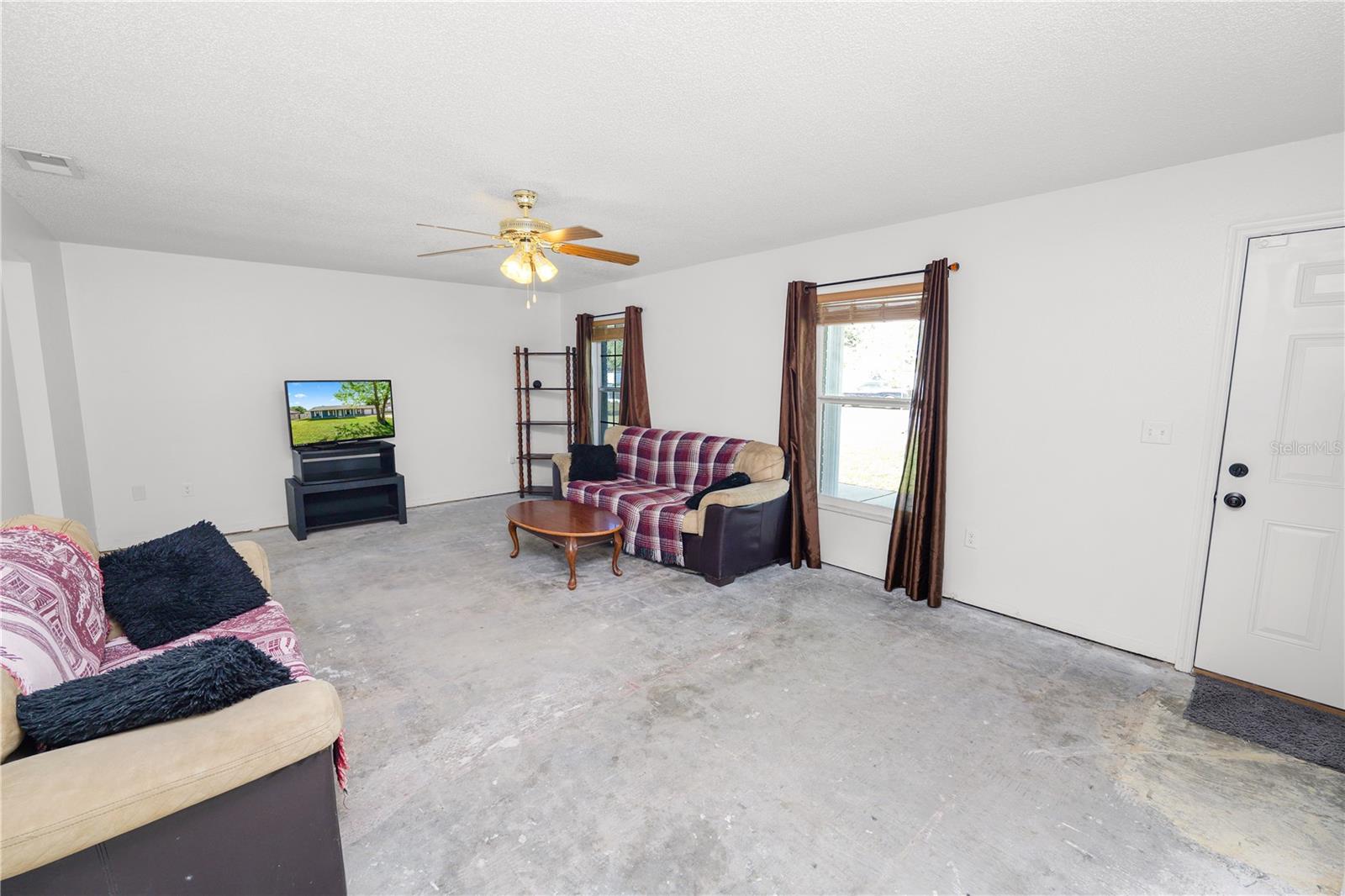 Image 29 of 56 For 8505 Tocoi Path