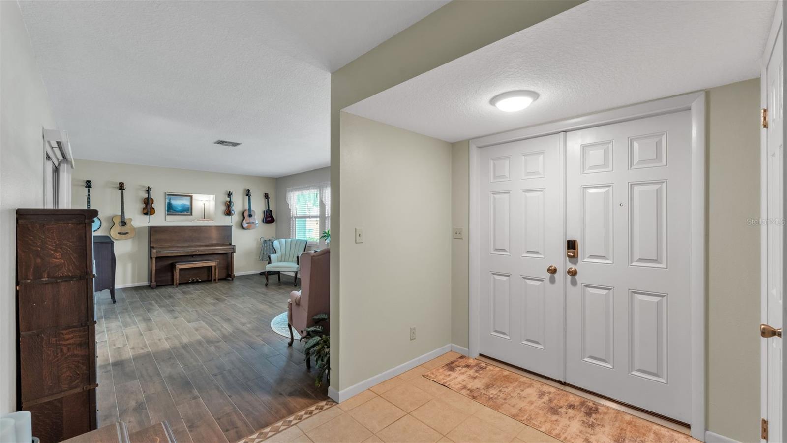 Image 4 of 58 For 2974 163rd Terrace N