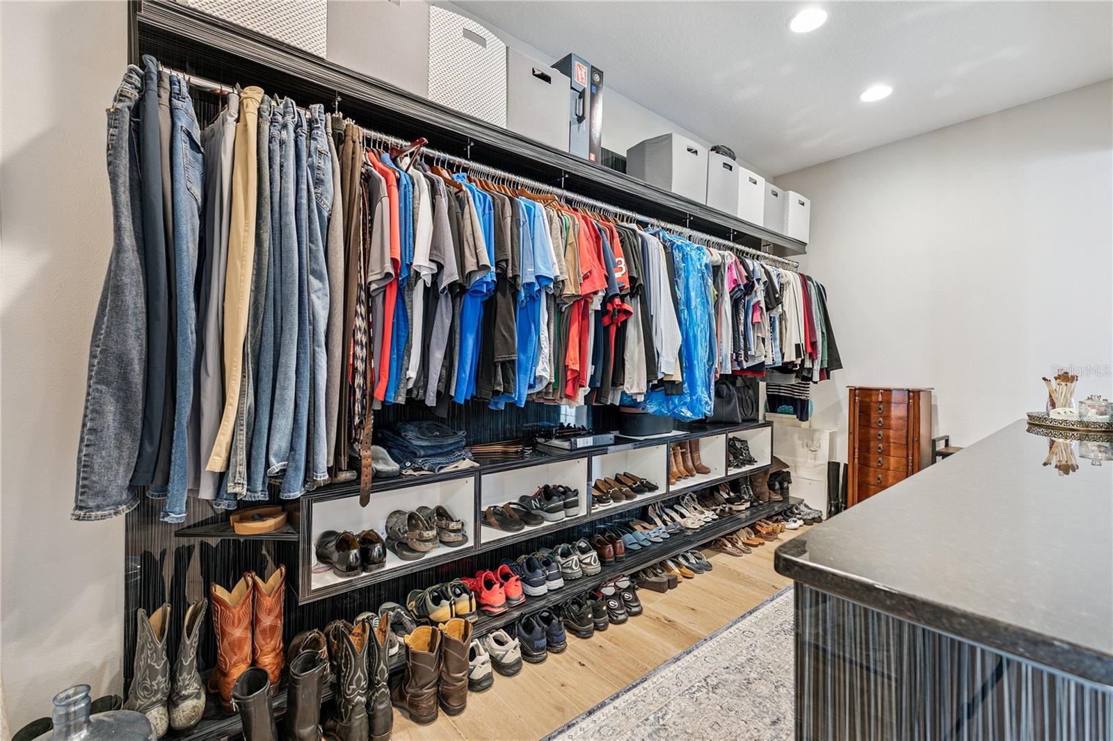 Image 17 of 34 For 5935 Old Berkley Road